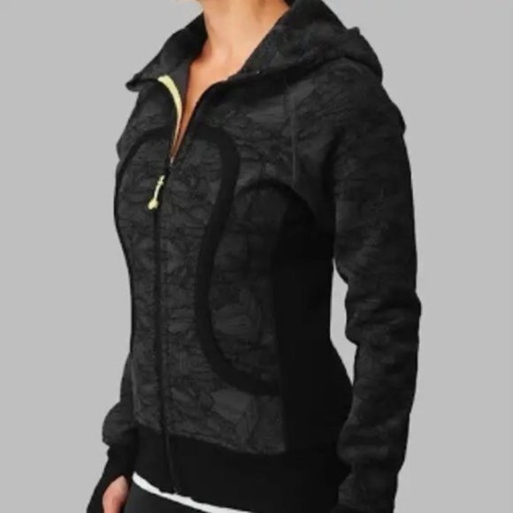 lululemon athletica Jackets & Blazers - LULULEMON athletica COAL/BLACK PENCIL SKETCH SCUBA HOODIE jacket size 6